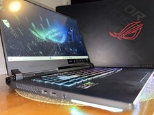 ASUS ROG STRIX G15 AMD Ryzen 7 6800H • 16GB DDR5 • 512GB SSD • RTX 3050