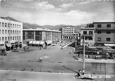 1172) CARTOLINA CASSINO PIAZZA DIAZ STAZIONE SERVIZIO BENZINA BIS BAR ANIMATA VG