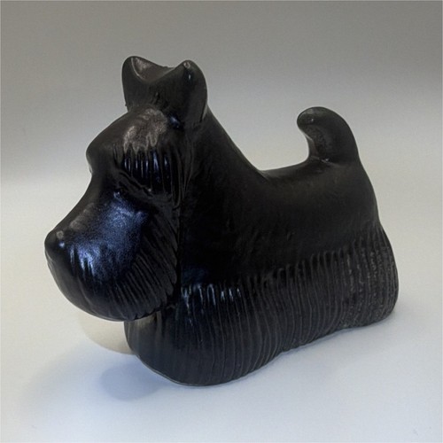 Statuina cane terrier scozzese