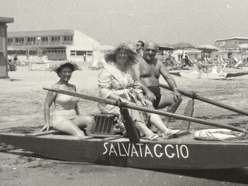 Foto scialuppa di - ☀️,