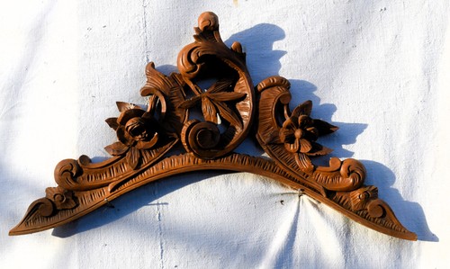 Cimasa legno noce cornice - in,
