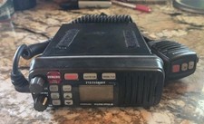 West Marine VHF500 DSC Radio