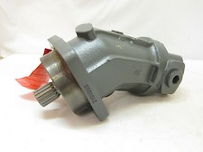 Nuova gru Rexroth Liebherr