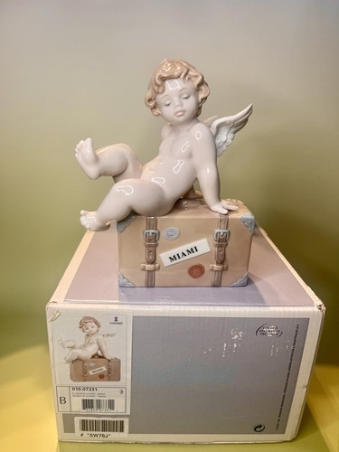 Lladro figurine travel the - figurine,