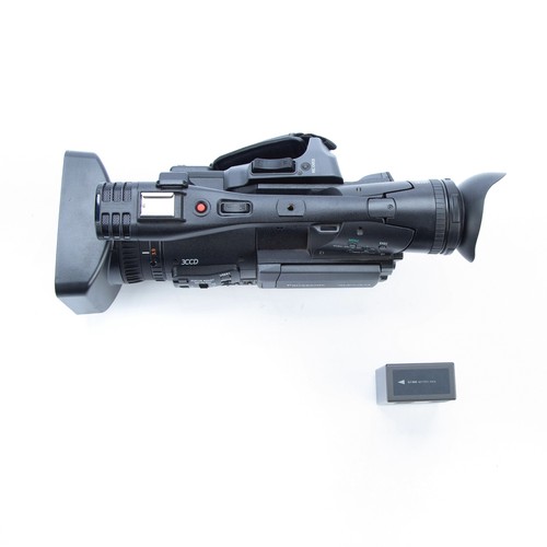 Panasonic hmc150 avccam - panasonic,