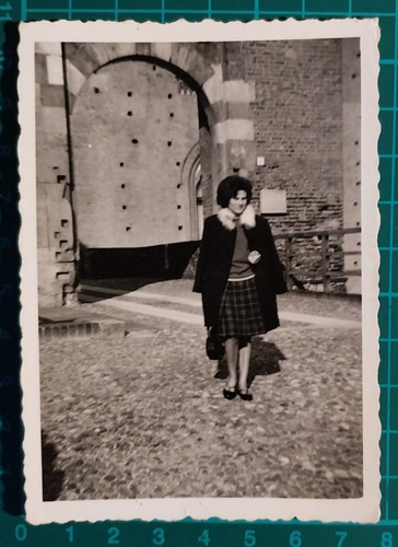 Foto donna con cappotto - foto,