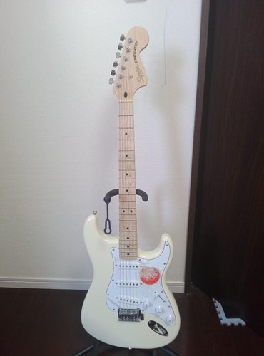 Squier stratocaster affinity - squier,