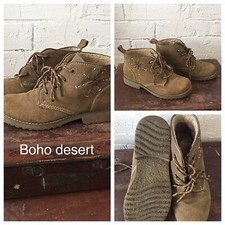 Stivaletti da donna beige