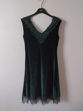 Abito in velluto verde scuro con scollo a V YMHY