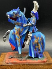 Cavaliere Medievale Blue, modello dipinto da M° Lenci su base in legno. NO BOX.