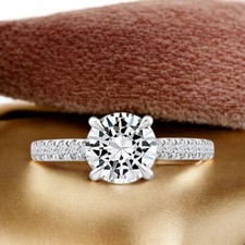 Anello in oro 18 carati