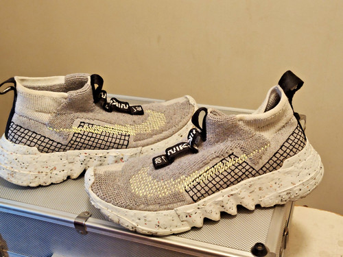 Taglia nike space hippie - -,
