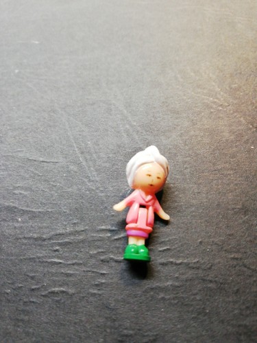 Polly pocket pixie pullout - pixie,