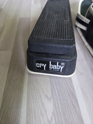 Tres rare pedale - rare, cry