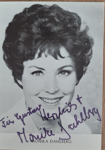 Monika dahlberg autografo - monika,