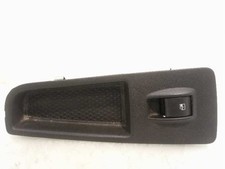 MANDO ELEVALUNAS DELANTERO