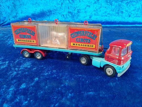 Corgi toys chipperfiel s - *m1, chipperfiel's
