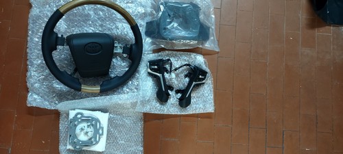 Dettagli interno land cruiser - dettagli,