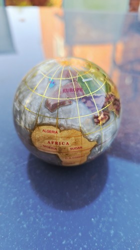 Fermacarte globo mondiale