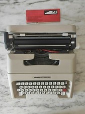 Macchina da scrivere Olivetti