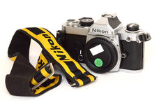 Fotocamera analogica Nikon FM Silver