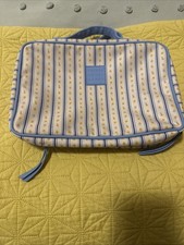 Tender Love + Carry Floral