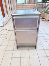 Macchina del ghiaccio