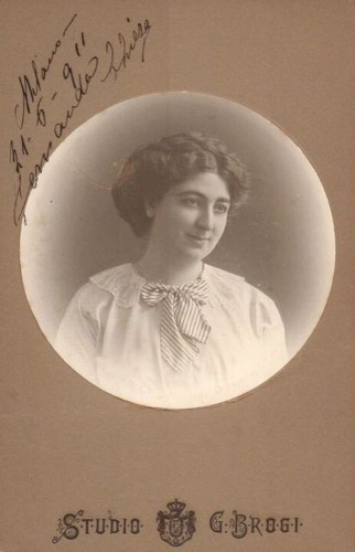 Italian soprano fernanda - italian,