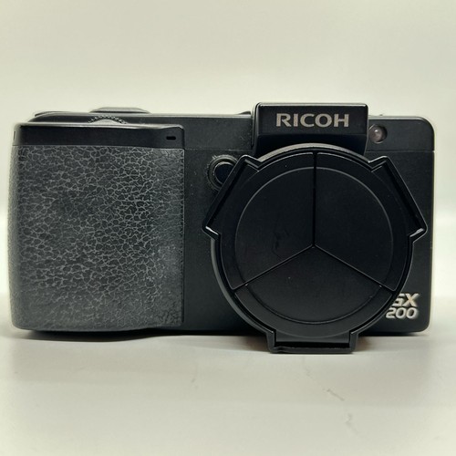 Fotocamera digitale compatta