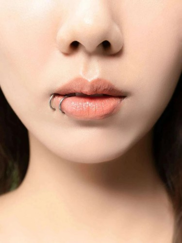 Piercing anello labbra labbro - piercing,