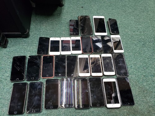 Apple iphone lot damaged - iphone,