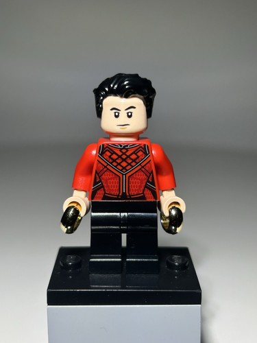 Lego shang chi minifigure con - shang,