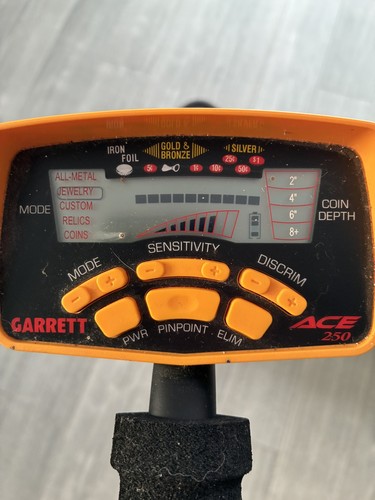Metal detector garrett ace - detector,