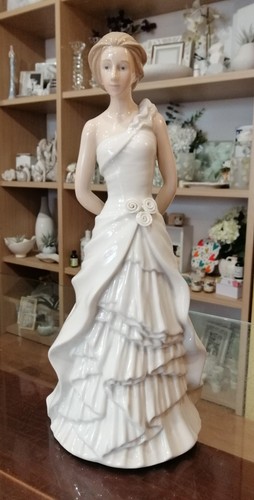 Statua porcellana royal - royal, class