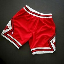 PANTALONCINI/SHORTS CON TASCHE