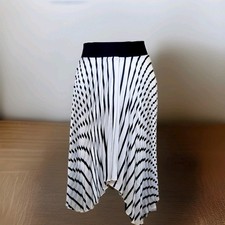 New with tag Zara, pleated