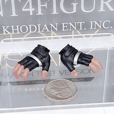 Hot Toys MMS582 Tony Stark