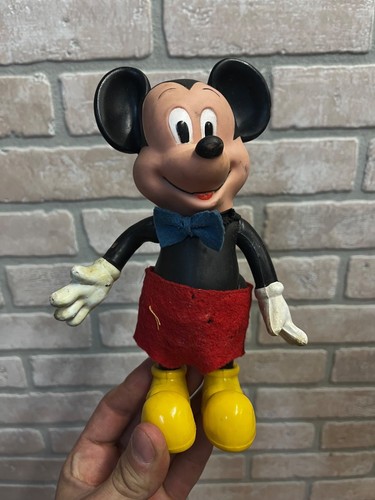 Bambola personaggio topolino - o,