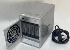 Netgear ReadyNAS NV+ RND4000 4