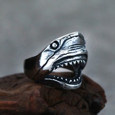 Anello gotico grande bocca