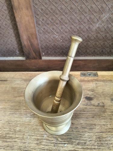 Piccolo mortaio con pestello - con,