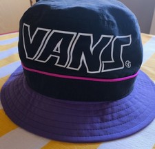 Vans Undertone Bucket Hat - Purple/balck/heliotrope - Taglia S/M