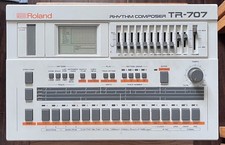 Drum Machine Roland TR-707