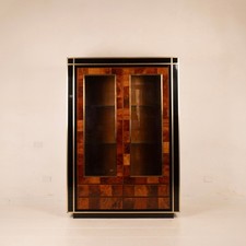 Vetrina Bar in Radica di