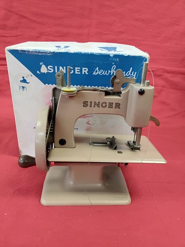 Mini macchina cucire singer - da,