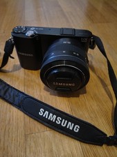 Samsung NX1000 20.3MP Digital