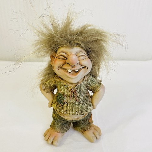 Nyform laughing troll - nyform, with