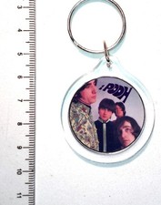 recente portachiavi cantante