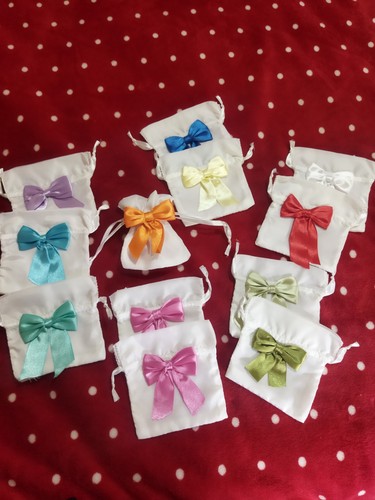Set sacchetti bianchi - di,
