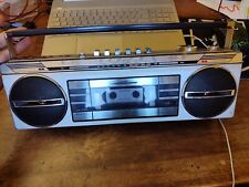 SANYO m7100LE  MINI GETTO BLASTER  BOOMBOX VINTAGE RADIO FUNZIONANTE CASSETTE NO